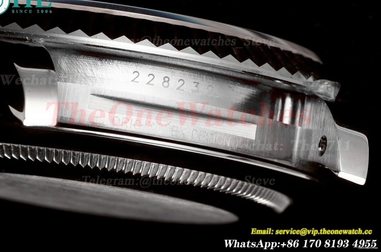 A2836 SS Dia Blue SS 40mm DayDate EWF 0401